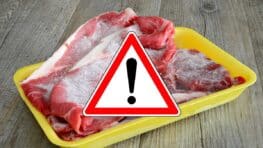 Alerte santé voici la meilleure astuce pour conserver sa viande crue au congélateur !