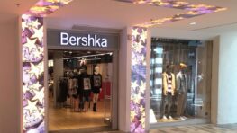 Bershka cartonne avec son short avec élastique qui s'adapte à toutes les silhouettes !