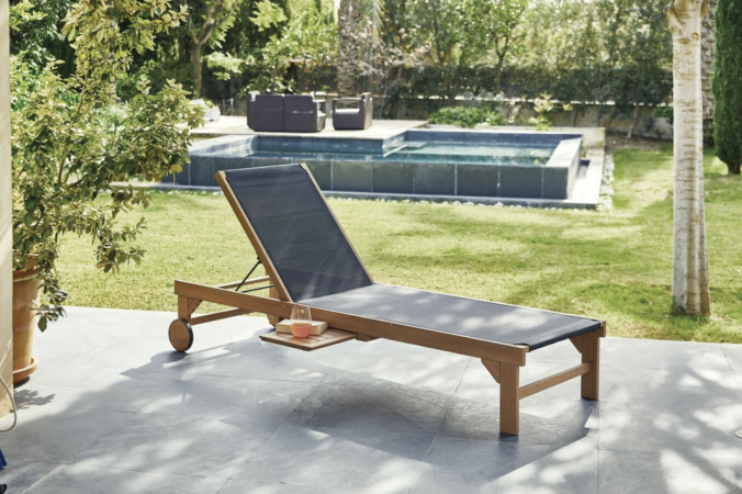 Cohue chez Carrefour pour cette chaise longue à l'aspect luxueux d'hôtel 5 étoiles !