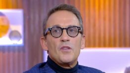 Julien Courbet viré de France Télévisions par mail, il est toujours traumatisé !