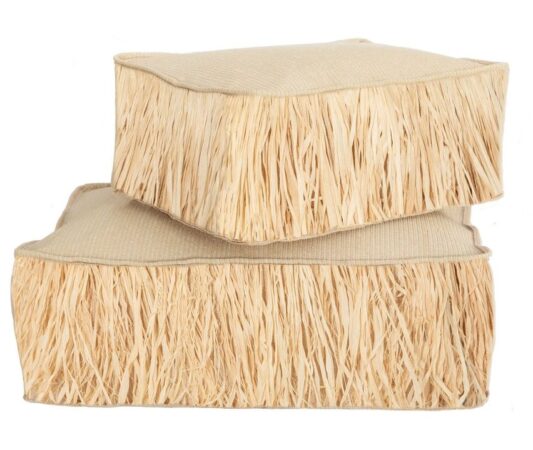 Maisons du Monde cartonne avec sa panoplie de poufs pour vos bains de soleil !-article