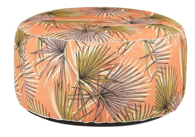Sa panoplie de poufs pour vos bains de soleil !-article