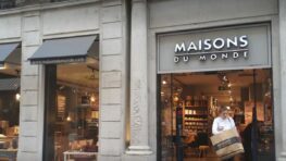 Maisons du Monde sort une série de statues qui rappelle une île très connue !