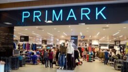 Primark frappe très fort avec ces sabots à talons compensés ultra tendances !