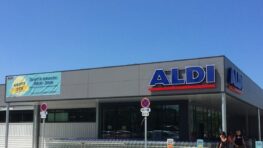 Aldi cartonne avec ce hamac à eau idéal pour rester au frais tout l'été