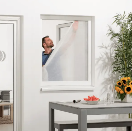 Aldi dévoile sa moustiquaire de fenêtre anti-pollen à moins de 4 euros