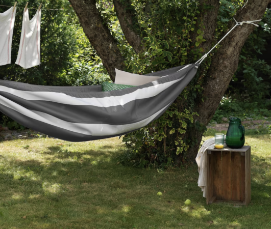 Ikea svela la sua amaca ultra confortevole per farti riposare bene quest'estate