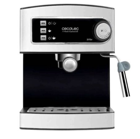 Lidl cartonne avec cette cafetière à prix cassé pour faire du café comme un pro à la maison