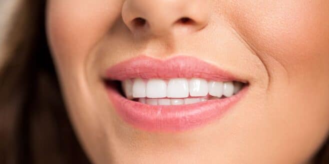 9 astuces magiques et pas chères pour avoir les dents blanches sans aller chez le dentiste !