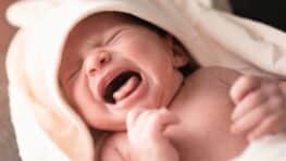 Cette employée de crèche tue un bébé de 11 mois car il pleurait trop !