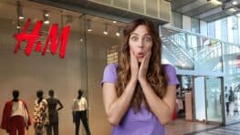 Cohue chez H&M pour ce pantalon évasé que porte les femmes les plus stylées avec des talons hauts !