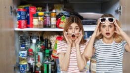 Ne rangez plus ces aliments dans un placard même si tout le monde le fait et voici pourquoi !