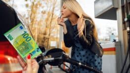 Prime carburant qui va toucher ce gros chèque de 100 euros
