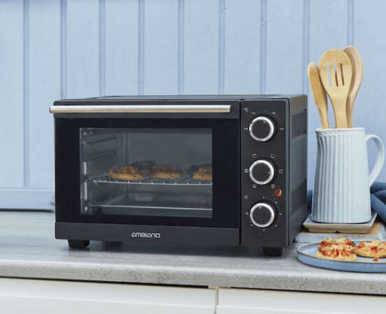 Cohue chez Aldi pour ce mini four idéal pour les petites cuisines