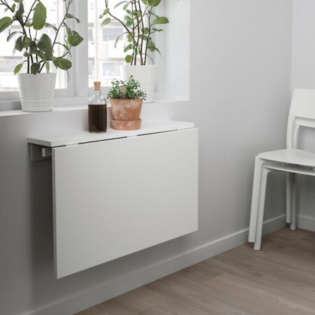 Ikea lance une table murale très pratique pour gagner de la place dans les petits espaces