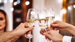 60 millions de consommateur a trouvé les deux meilleures marques de champagne en supermarché