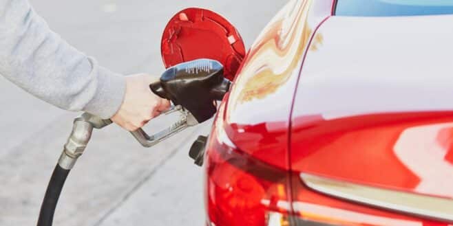 Carburant TotalEnergies annonce une très bonne nouvelle pour tous les automobilistes en 2024 !