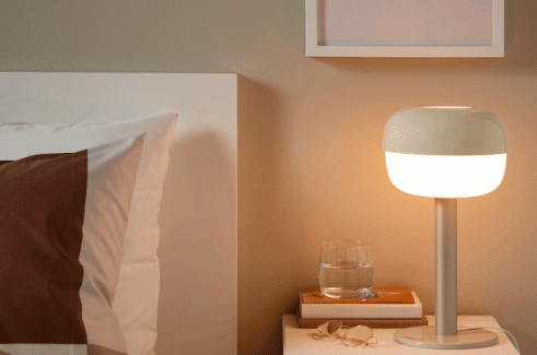 Ikea frappe très fort avec cette lampe très moderne qui ressemble à un champignon !-article