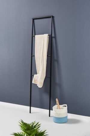 Cohue chez Lidl avec ce porte serviettes ultra design pour gagner de la place dans la salle de bain