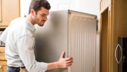 Réparez facilement un frigo qui fuit sans dépenser 1€ ni appeler un expert