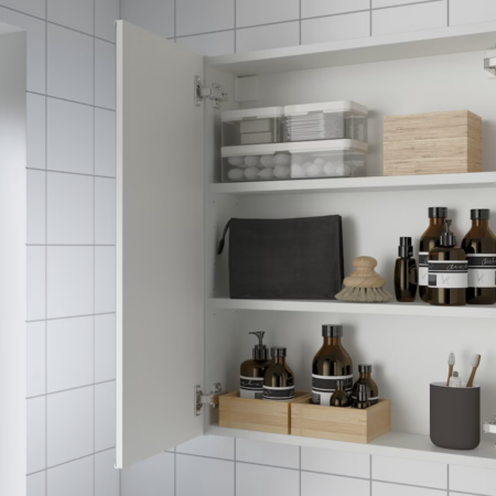 Ikea met fin au désordre dans la salle de bain avec son armoire bien pensée