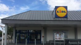 Lidl innove avec sa cafetière expresso bleue rétro pour faire des cafés parfaits