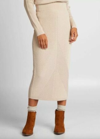 Cohue chez Kiabi pour cette jupe tendance préférée des influenceuses à moins de 20 euros