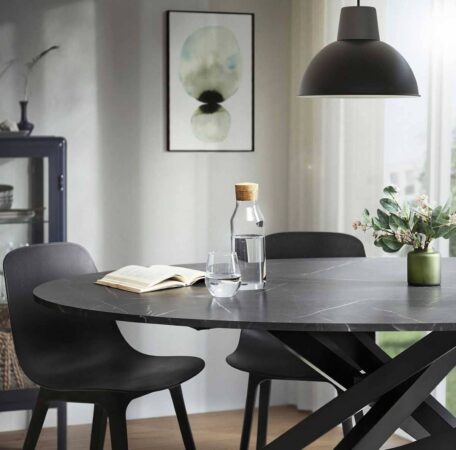 Ikea frappe fort avec sa nouvelle table de salon ultra design !