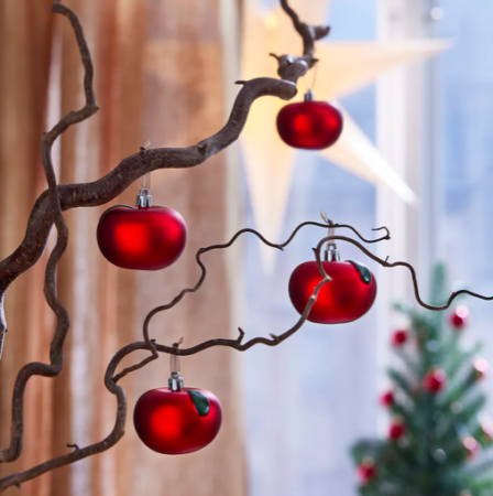Ikea lance la plus belle boule décorative qui va transformer votre sapin de Noël !-article