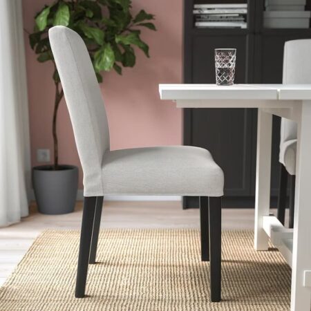 Ikea lance les plus belles chaises apporter du confort à votre dîner de Noël-article