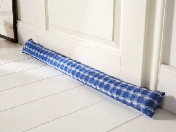 Lidl dévoile son article à moins de 4 euros pour bloquer le froid aux portes et aux fenêtres