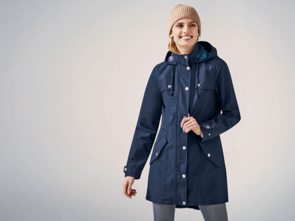 Lidl vend les meilleures vestes imperméables pour affronter la pluie cet hiver