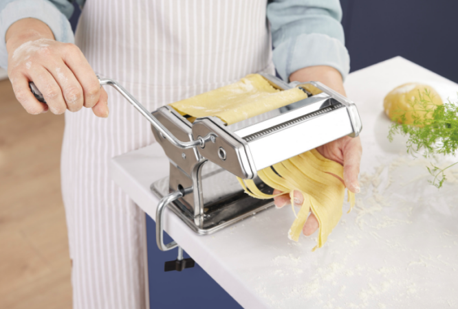 Lidl vous transforme en grand cuisto avec cet appareil pour faire vos pâtes fraîches-article