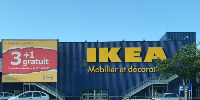 Transformez chaque porte en porte manteau avec ce gadget Ikea à 10 euros