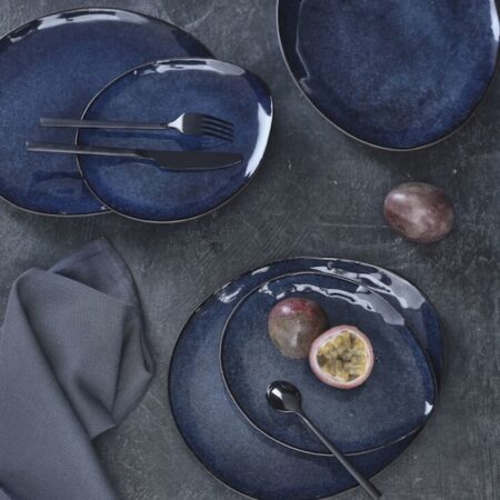 Cohue chez Maisons du Monde pour sa vaisselle flamboyante idéale pour ajouter une touche luxueuse à votre table de fêtes !