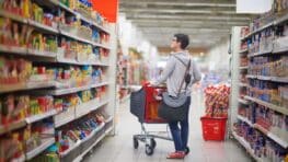 La liste complète des supermarchés qui vont enfin baisser les prix en 2024