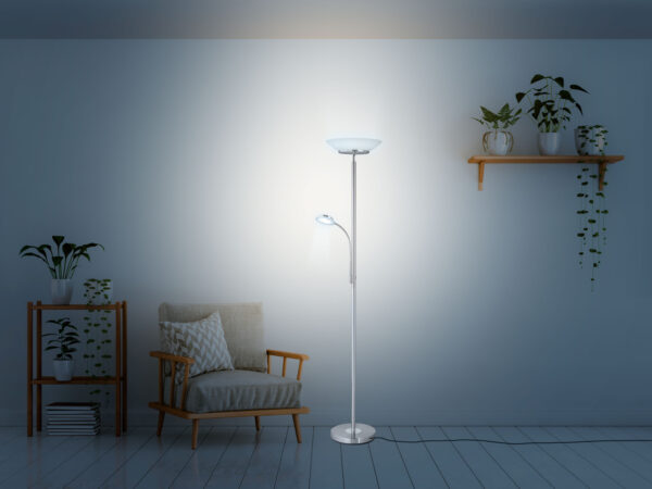 Lidl défie Ikea avec son lampadaire LED double fonction à prix accessible