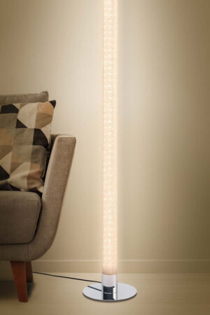 Lidl lance un lampadaire très design aux 16 couleurs qui mérite toute votre attention-article
