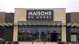 Maisons du Monde propose la tête de lit idéale disponible en 2 couleurs