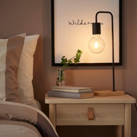 Ikea met en vente une lampe qui semble tout droit sortie d'un magasin de luxe-article