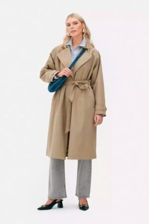Primark: ce trench parfait pour le printemps est à shopper de toute urgence-article