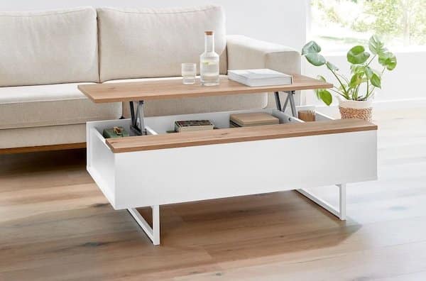 Lidl casse le prix de sa table basse la plus polyvalente pour manger devant la télévision