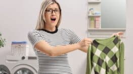 Ces astuces méconnues pour sauver un vêtement rétréci à cause du lavage