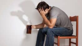 Ces signes du zodiaque sont les plus susceptibles de basculer dans des addictions