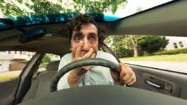 Cette arnaque au billet de 50 euros explose en France et vous risquez de vous faire voler votre voiture