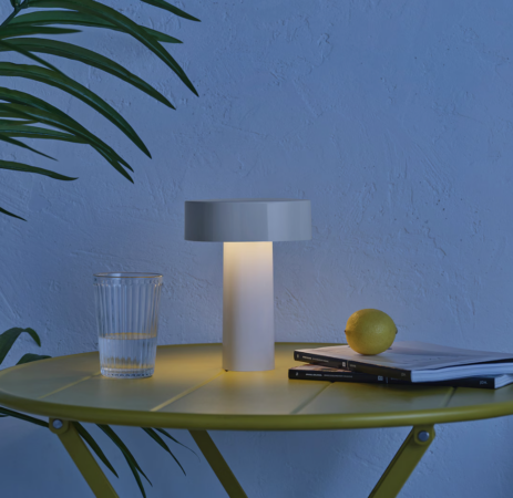Cohue chez Ikea pour cette lampe de jardin la plus tendance du printemps
