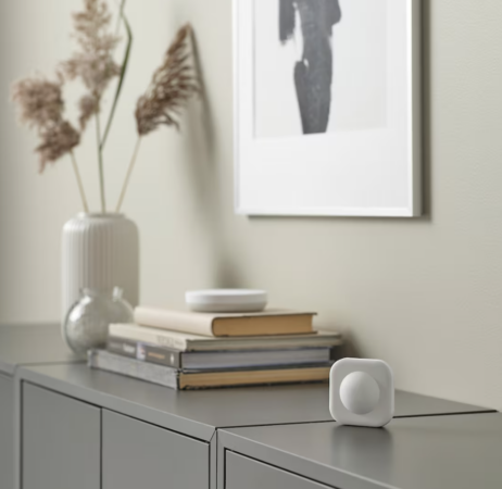 Découvrez ce détecteur de mouvement Ikea pour éclairer vos pièces sans intervention de votre part