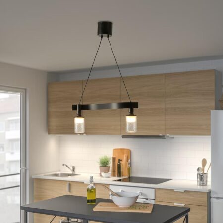 Ikea frappe très fort avec ce lustre qui va embellir tous les salons-article