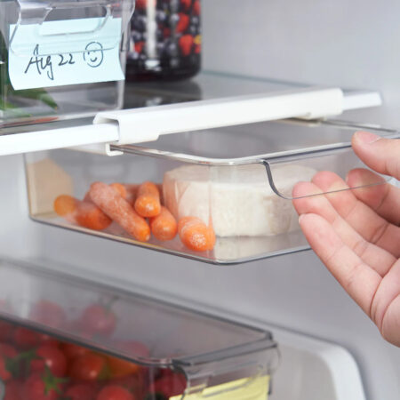 Ikea innove avec cette boite de conservation qui s'accroche aux étagères du réfrigérateur-article
