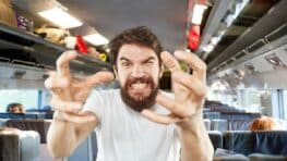Il prend une amende de 270 euros pour avoir échangé sa place dans un train